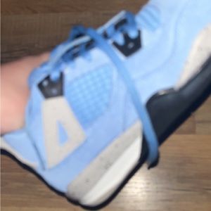 Jordan 4s youth